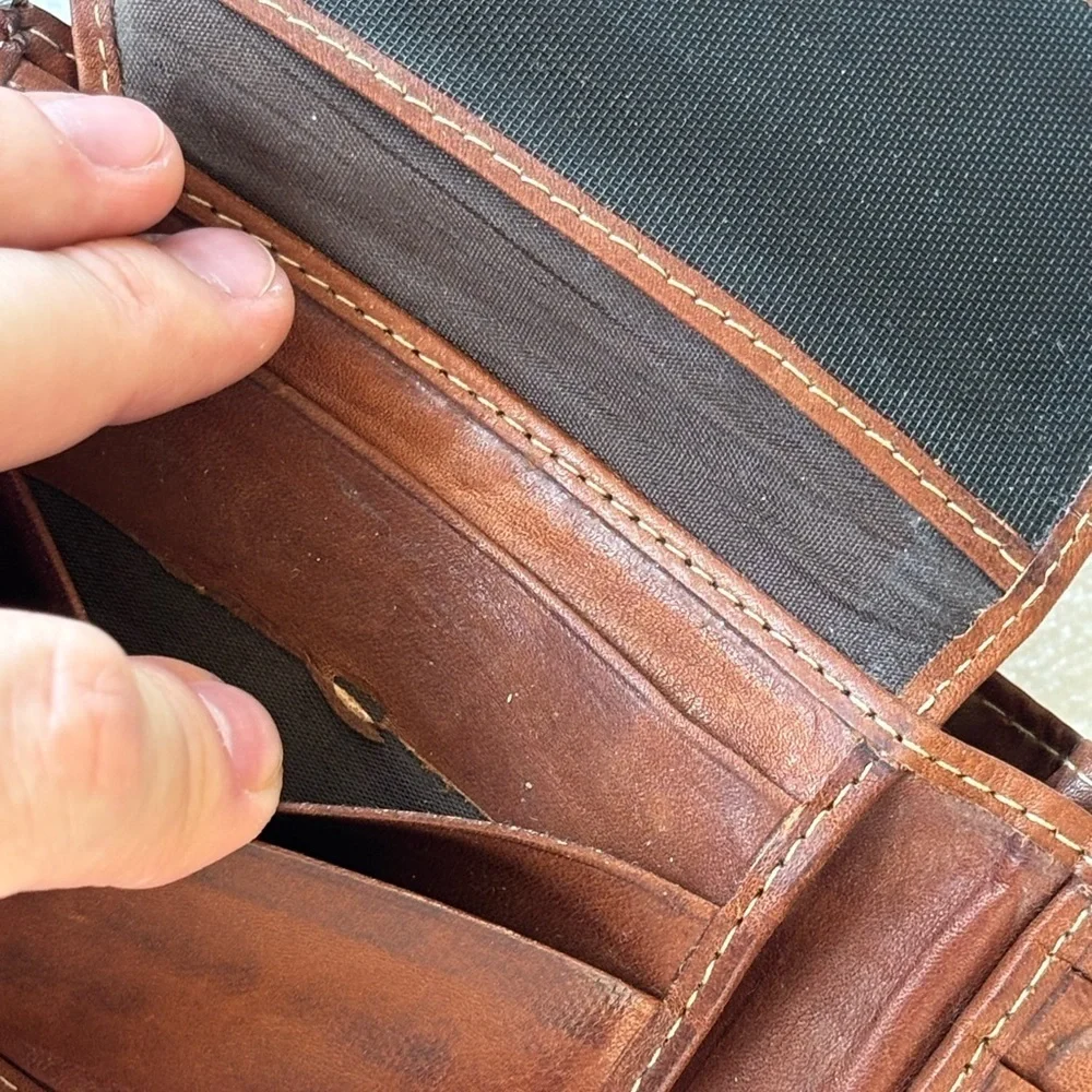 Steve Madden Rich Brown Leather Card Holder